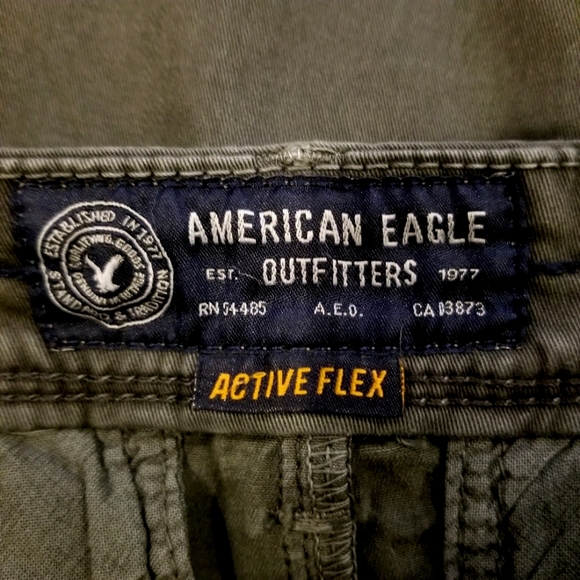 American Eagle Flat Front Men's Gray Shorts - Picture 3 of 5